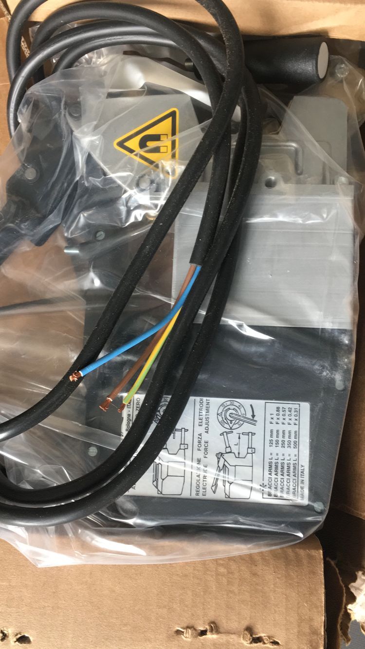  TECNA點焊槍、TECNA點焊機(jī)、TECNA焊機(jī)
